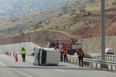 Batman’da sürücü, takla atan otomobilden burnu bile kanamadan çıktı
