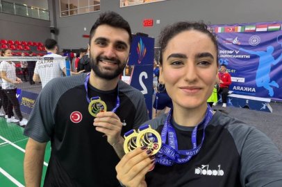 Erzincanlı badmintonculardan uluslararası turnuvada 4 madalya