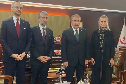 Destici: "Pandemi sürecini, Ukrayna-Rusya savaşındaki süreci Türkiye gerçekten iyi yönetti"
