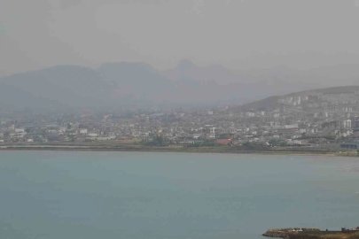 Van kent merkezinde sis etkili oldu
