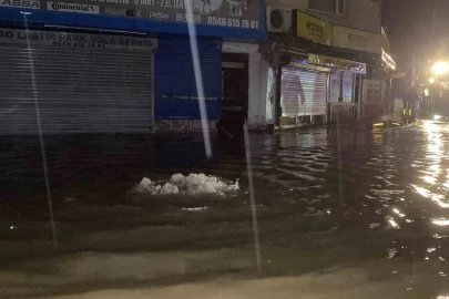 Sarıyer’de selde yolun karşısına geçmeye çalışırken düşen bir kişi hayatını kaybetti

