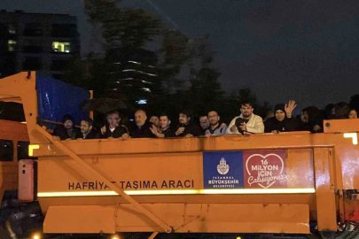 Sarıyer’de mahsur kalan 200’ün üzerinde çalışan, kamyonlarla kurtarıldı
