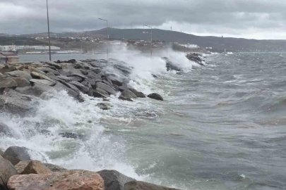 Bandırma’da yağış miktarı 47,8’e ulaştı Erdek ve Gönen’de de etkili oldu
