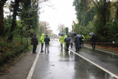 Sakarya’da sağanak yağış köprüyü vurdu: Çökme tehlikesi nedeniyle trafiğe kapatıldı
