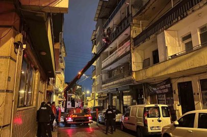 Bursa’da saatler süren rehine krizi: Annesini rehin aldı, özel harekat operasyonuyla evden çıkarıldı
