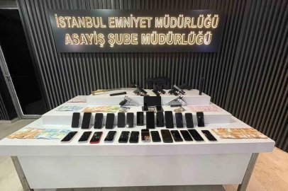Sahte kimlikle estetik operasyonu olmak istedi kırmızı bültenle arandığı ortaya çıktı: 8 şüpheli adliyeye sevk edildi
