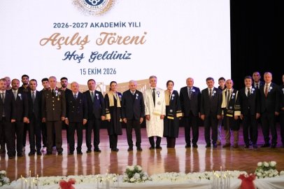 EBYÜ’de 2026-2027 akademik yılı törenle başladı