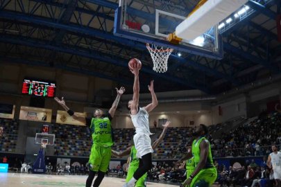 Basketbol Süper Ligi: Körfez Basket: 69 - TOFAŞ: 71
