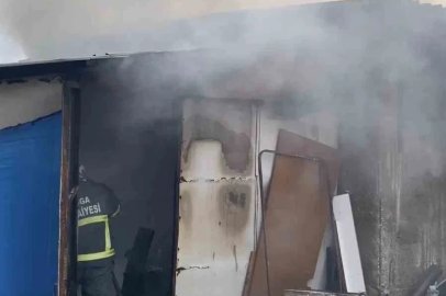 Biga’da sanayi sitesindeki marangoz atölyesinde çıkan yangın korkuttu
