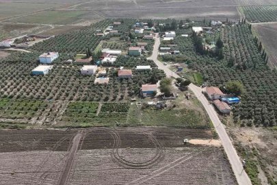 Mahalledeki herkesin soyadı ’Öztoprak’ olunca baba isimleri ve ikinci isimlerle karışıklığın önüne geçtiler
