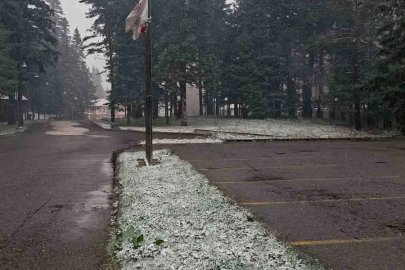 Ilgaz Dağı’nda kar yağışı etkili oluyor
