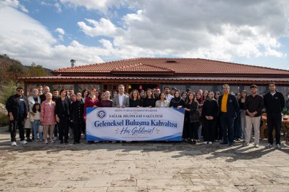 EBYÜ'de akademisyenler ve öğrenciler geleneksel kahvaltıda buluştu