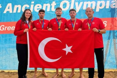 Erzincanlı milli sporcuların yer aldığı Türkiye, Air Badminton'da Avrupa ikincisi oldu