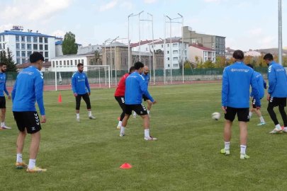 Kars 36 Spor’da Antalyaspor mesaisi sürüyor
