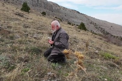 Yıllar önceki nasihati unutmadı, 2 bin 270 rakımda ezan okuyup namaz kıldı
