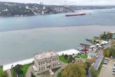 İstanbul Boğazı çamurla kaplandı
