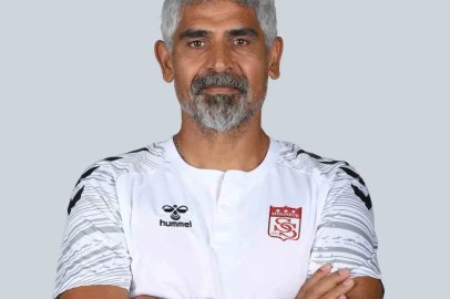 Sivasspor’da İsmet Taşdemir ile yollar ayrıldı
