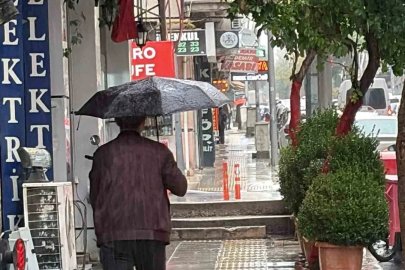 Elazığ’da sağanak yağış etkili oldu
