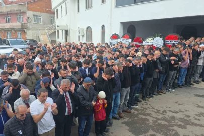 9 yaşındaki Ömer Halis, gözyaşları arasında toprağa verildi
