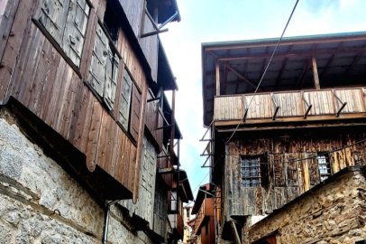 Yıllara meydan okuyan Eğin evleri, tarihi ve ustalığı yaşatıyor