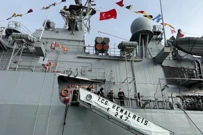 TCG Kemalreis Cumhuriyet’in 103’üncü yılı kutlamaları kapsamında vatandaşların ziyaretine açıldı
