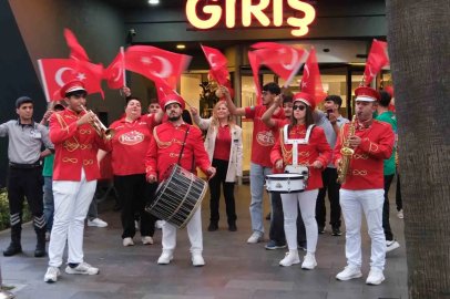103 bin bayraklı kutlama, 103 bin çocuğa etkinlik
