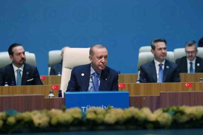 Cumhurbaşkanı Erdoğan: "Türk dünyasının aile fotoğrafında ayrılığa, gayrılığa, ihtilafa yer yoktur"
