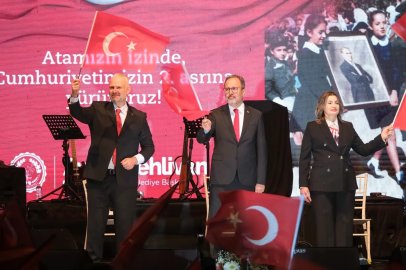 Pehlivan: "Cumhuriyeti 365 gün yüreğimizde taşıyoruz"
